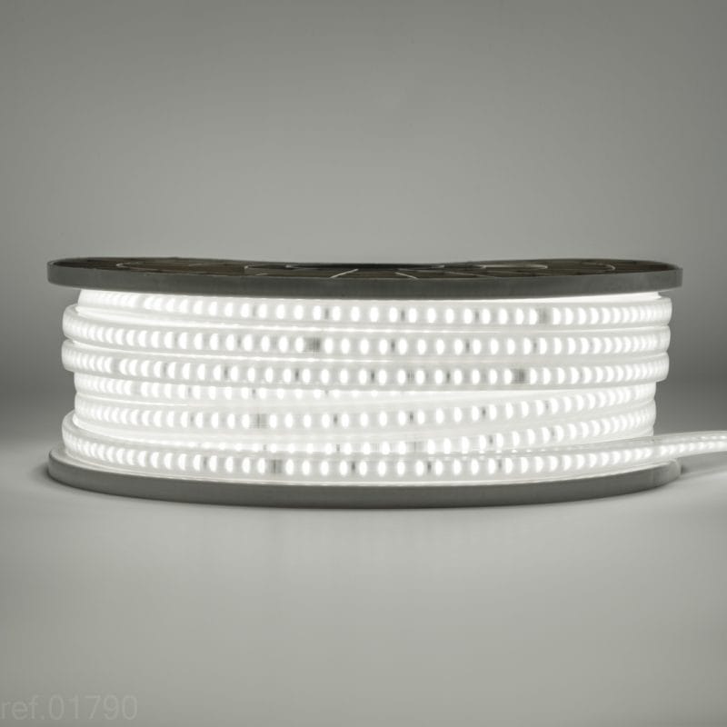 Tira LED 220V SMD2835 120Led/m Blanco Frío 1 metro con conectores rápidos, 20cm corte - Imagen 2